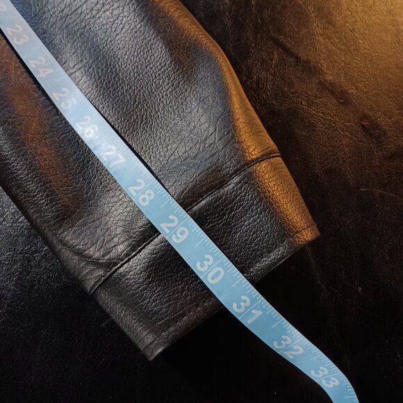 Faux Leather Jacket Men's Black with Brown Faux fur lining M/L New - Picture 11 of 12